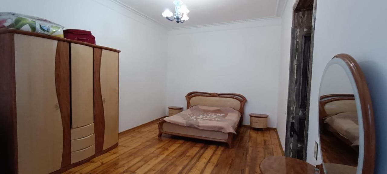 Ganja Hause Villa Buitenkant foto